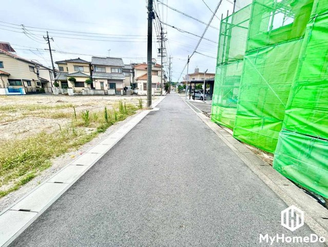 守山区中志段味　1期の前面道路含む現地写真