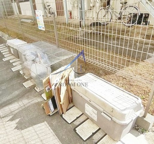 ルグラン武蔵野関町のその他共用部分|敷地内ごみ置き場です。