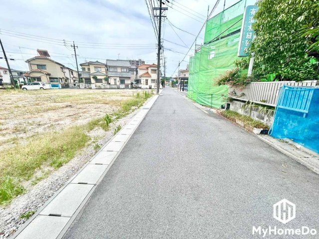 守山区中志段味　1期の前面道路含む現地写真