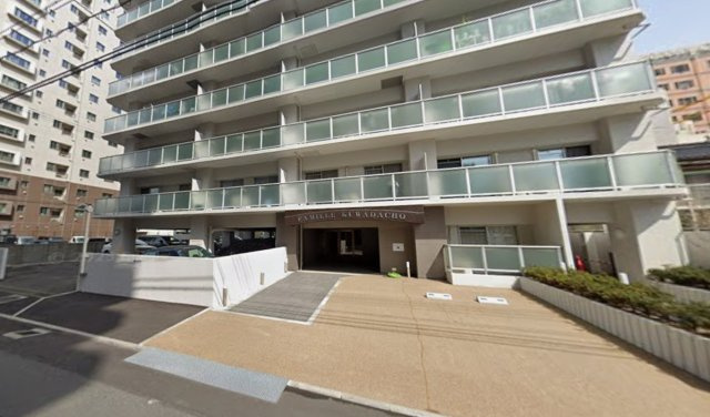ファミール桑田町の外観