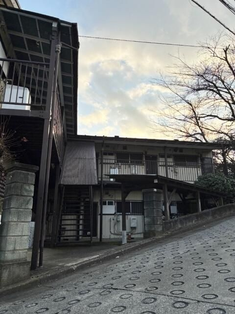メゾン谷本のエントランス