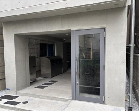 DECOR RESIDENCE田原町のエントランス