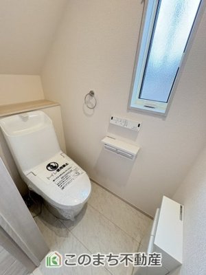 【トイレ】 | いろどりアイタウン栃木市藤岡町藤岡22-P3　1号棟 | 【同社施工写真】建具やクロスその他仕様が異なる場合がございます☆
