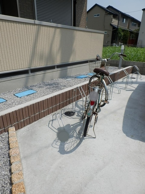 コスモスのその他共用部分|駐輪場。