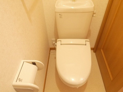 【トイレ】 | ヴィラ・ソレアード | 落ち着いたトイレです