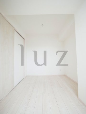 KDXレジデンス天王町の寝室