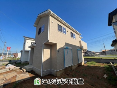 【外観】 | いろどりアイタウン栃木市藤岡町藤岡22-P3　2号棟 | 建築中現地写真（同社施工完成物件・モデルハウスがご見学いただけます）