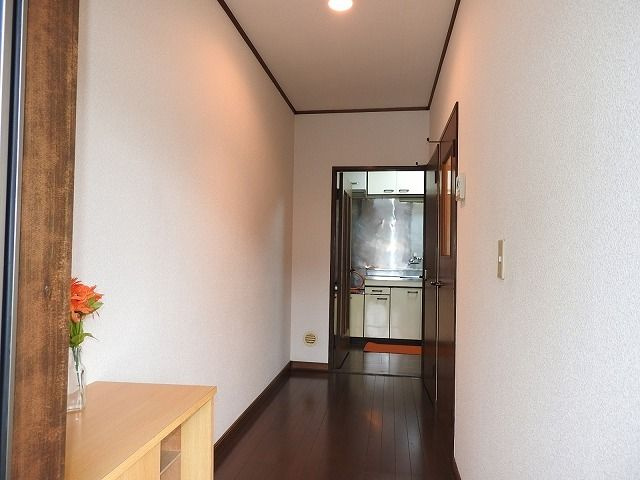 ハイツ ボヌールの玄関