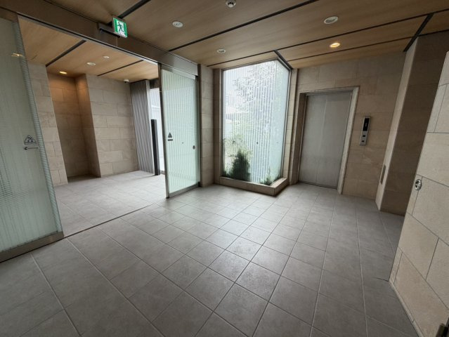 サンステージ金山のロビー
