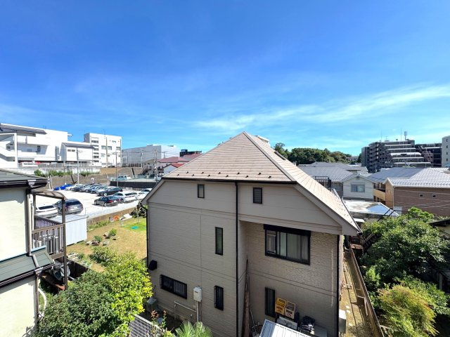 ワコーレ松戸の展望|眺望
バルコニーからの開放的な景色。開放感に包まれた眺望が、日常にリフレッシュタイムを与えてくれます。