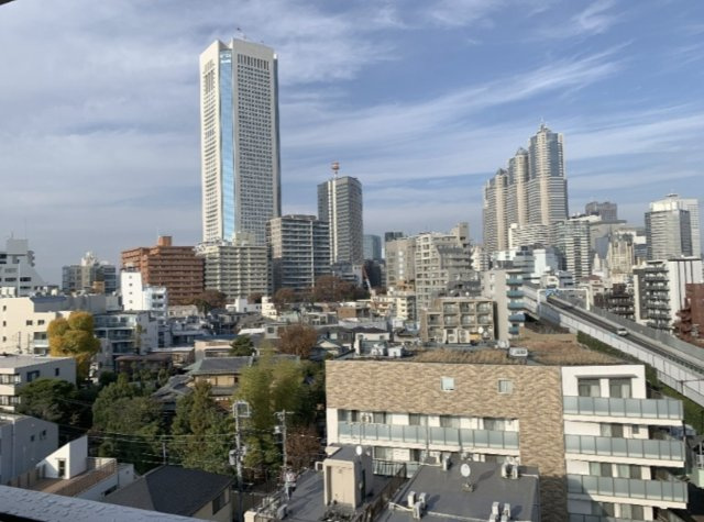 リヴシティ初台の展望