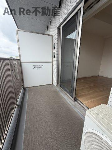 エヌステージ南鳩ケ谷のバルコニー
