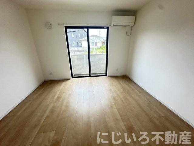 GRAND見能林の居間・リビング