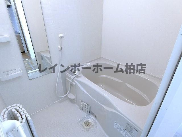 【仲介手数料：50％OFF】対象物件！の浴室|落ち着いた空間のお風呂です