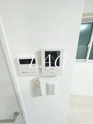 【セキュリティ】 | ＰＡＴＩＯ　ＳＱＵＡＲＥ川添 | モニター付インターホンです。