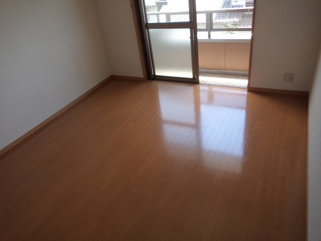 名古屋市港区川間町１丁目の賃貸マンションの洋室