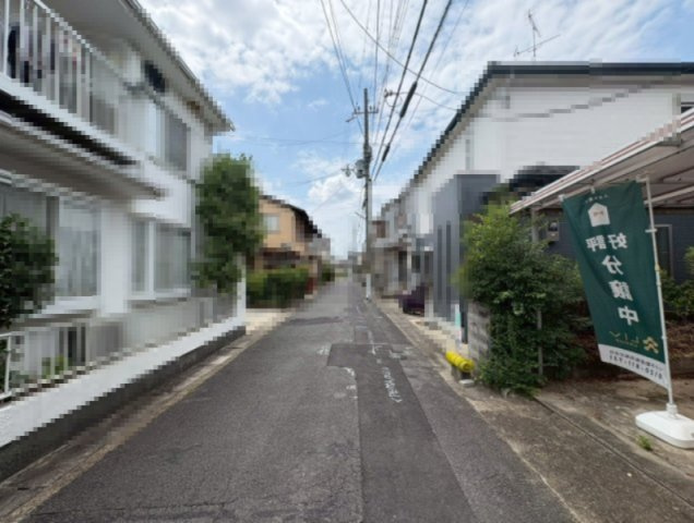 城陽市寺田今堀の前面道路含む現地写真|前道：約5ｍ
車通りの少ない道路です。
