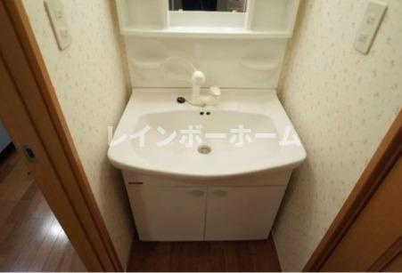 メルローズプレイスの洗面所