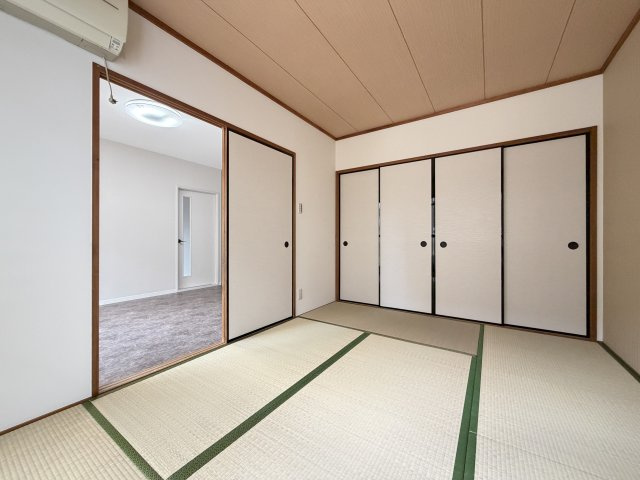 サンライフ上住吉の和室