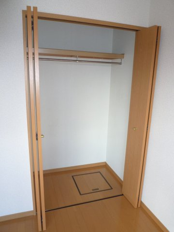 ラルジュ柳森の収納