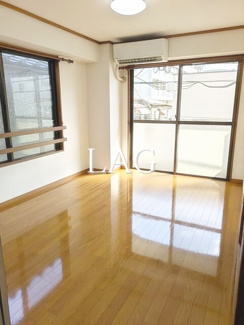 【居間・リビング】 | モロイハイツ | 洋室のお部屋です。