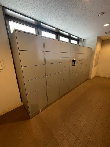 阪急西宮マンションの外観