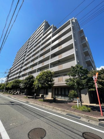 阪急西宮マンションの外観