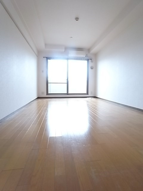 阪急西宮マンションの寝室