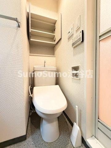 トーシンフェニックス下目黒のトイレ|落ち着いたトイレです