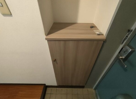 サンセイコートの玄関