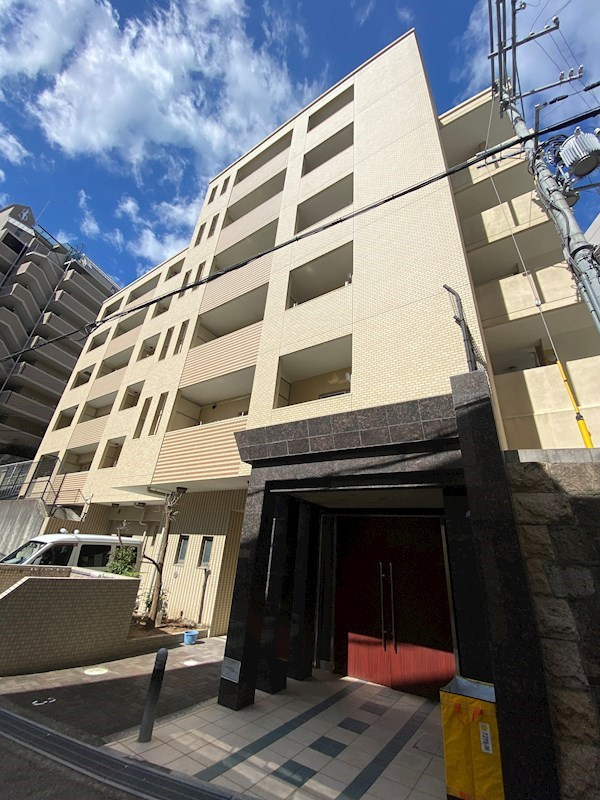 ウォームスヴィル神戸元町JPの外観