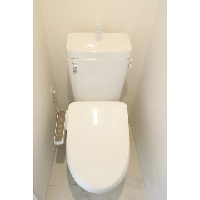 コンフォリア不動前のトイレ