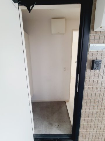 アモーレ松香園の玄関