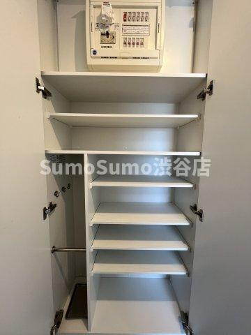 TASUKI RICHESSE NAKAMEGUROの収納|収納豊富です