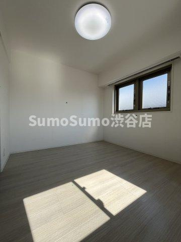 TASUKI RICHESSE NAKAMEGUROの寝室|落ち着いて過ごせるお部屋なので、寝室にいかがでしょうか