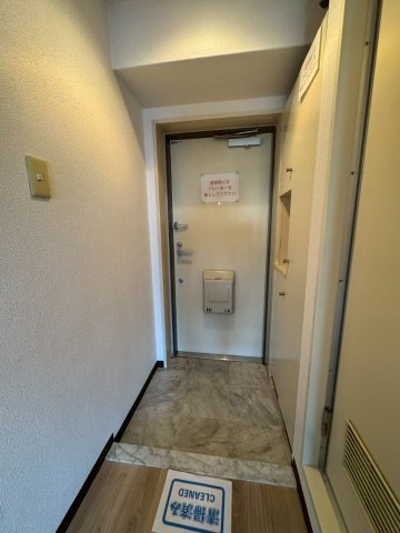 朝日プラザαポート神戸の玄関