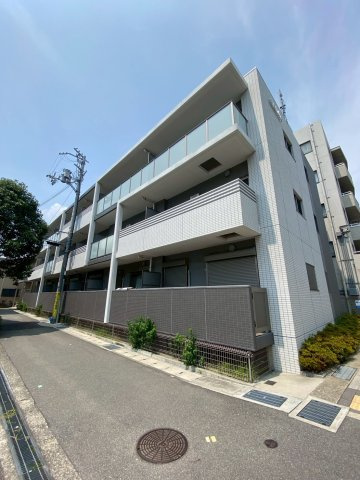 アウルムグランデの外観