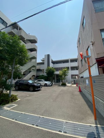 アウルムグランデの外観