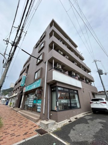 ゴールドリバー板宿の外観