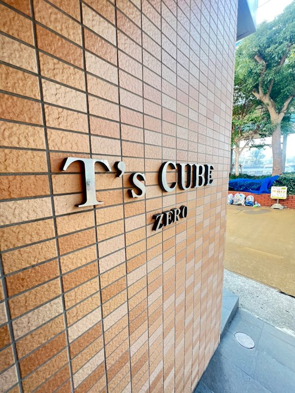 T’ｓ　CUBE　ZEROの外観