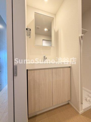 Admiral　Himonyaの洗面所|広い洗面スペース