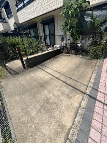 ハピネス浦風Ⅰの駐車場