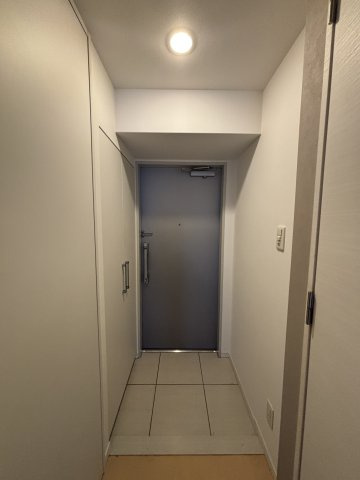 アンビエンテ四ツ橋の玄関