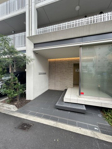 クリプトメリア日本橋のエントランス