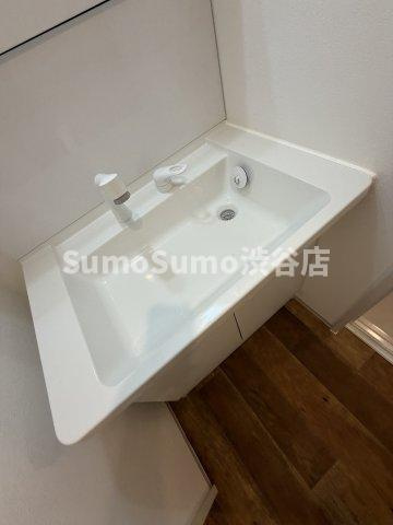 PROP　SANGENJAYAの洗面所|スペースが確保できる洗面所です