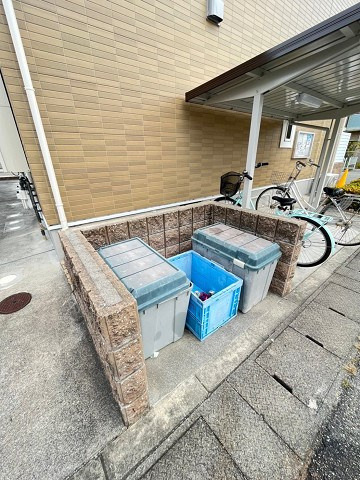 プラシードIの外観
