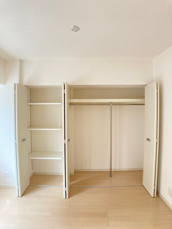 クロスレジデンス大阪新町の収納