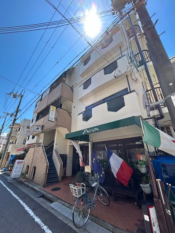 メゾンプチ甲子園Ⅱの外観