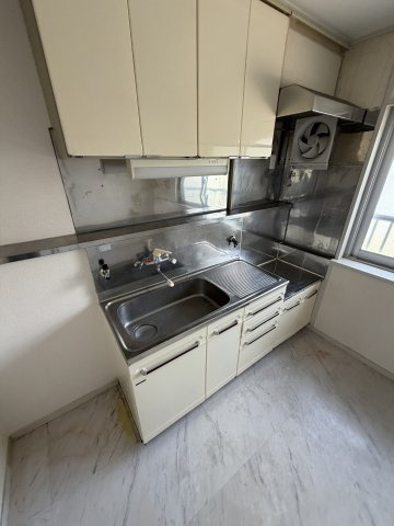 名谷１５団地６２号棟のキッチン