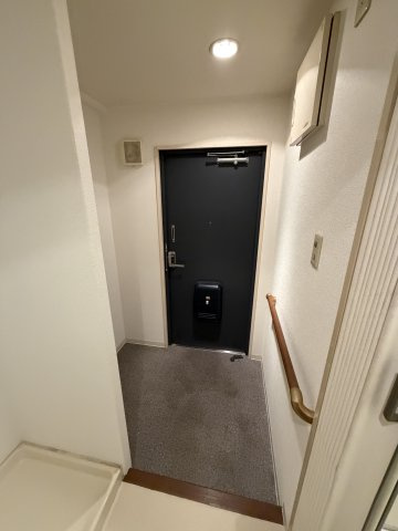 プラターヌの玄関